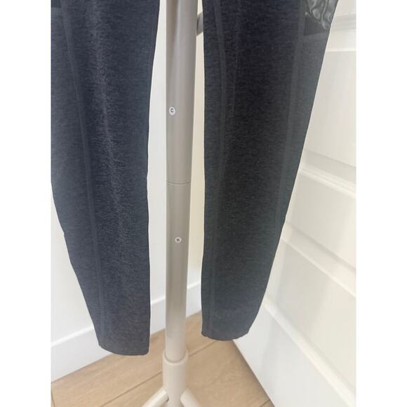 Beyond Yoga High Waist Mesh Spacedye Leggings Purple Size Medium - Picture 8 of 8